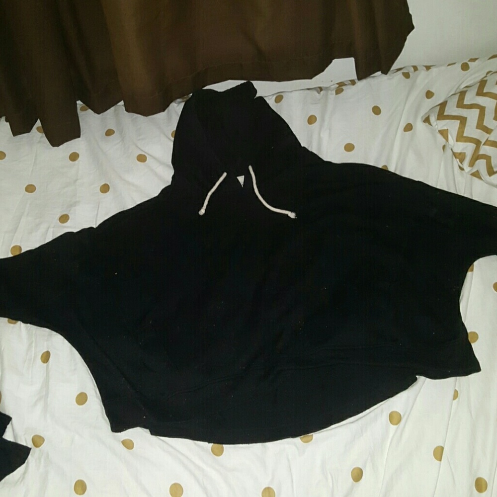 Quarter Sleeve Crop Top Hoodie Shirt